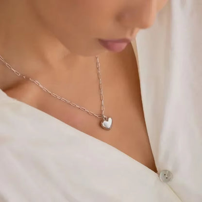 1PCS Gold-Color Necklace Ms Simple Fashion Peach Heart Engraved Love Collarbone Chain Sweet Love Pendant Necklace Jewelry Gifts